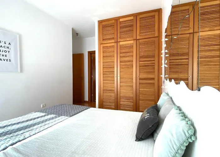 Pleno Beach-side Appartement *