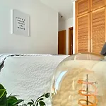 Pleno Beach-side Apartment Furadouro