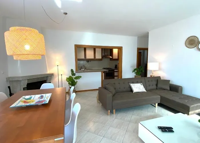 Pleno Beach-side Апартаменты Фурадору