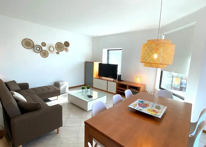 Pleno Beach-side Фурадору